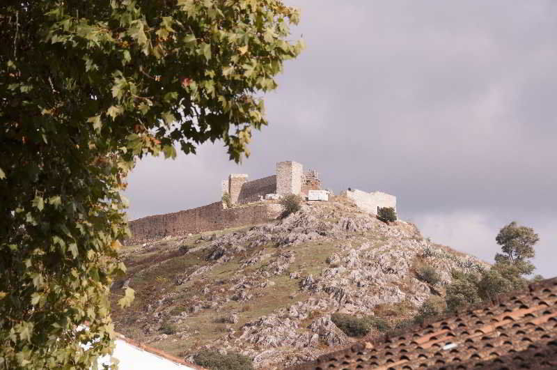 Hospederia Reina De Los Angeles Aracena Esterno foto